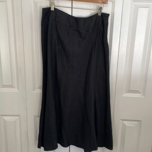 Women’s Charter Club black linen maxi skirt.